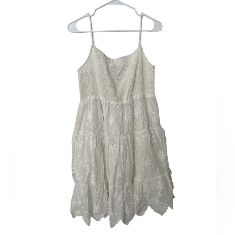 Lumiere White tiered dress Size L